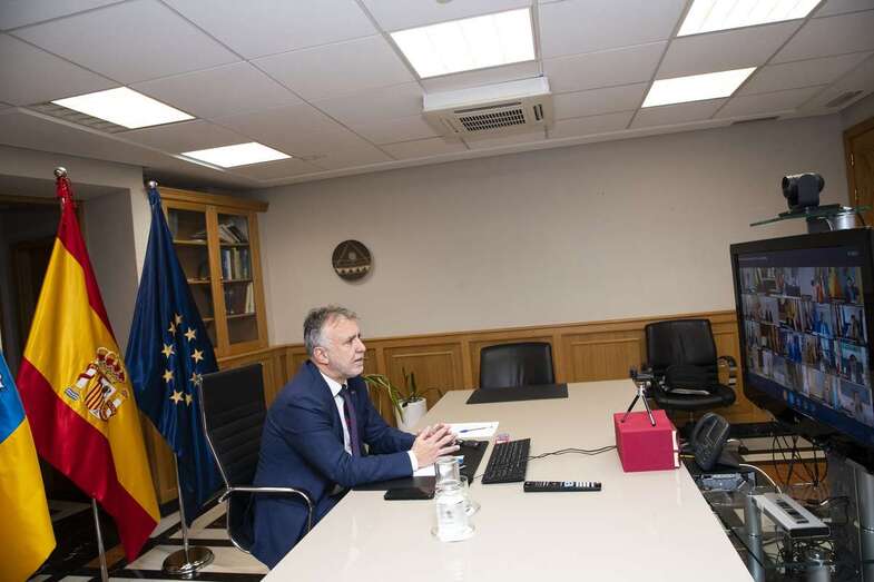 El presidente de Canarias, Ángel Víctor Torres, participó este domingo en la videoconferencia con Pedro Sánchez (Foto TA)